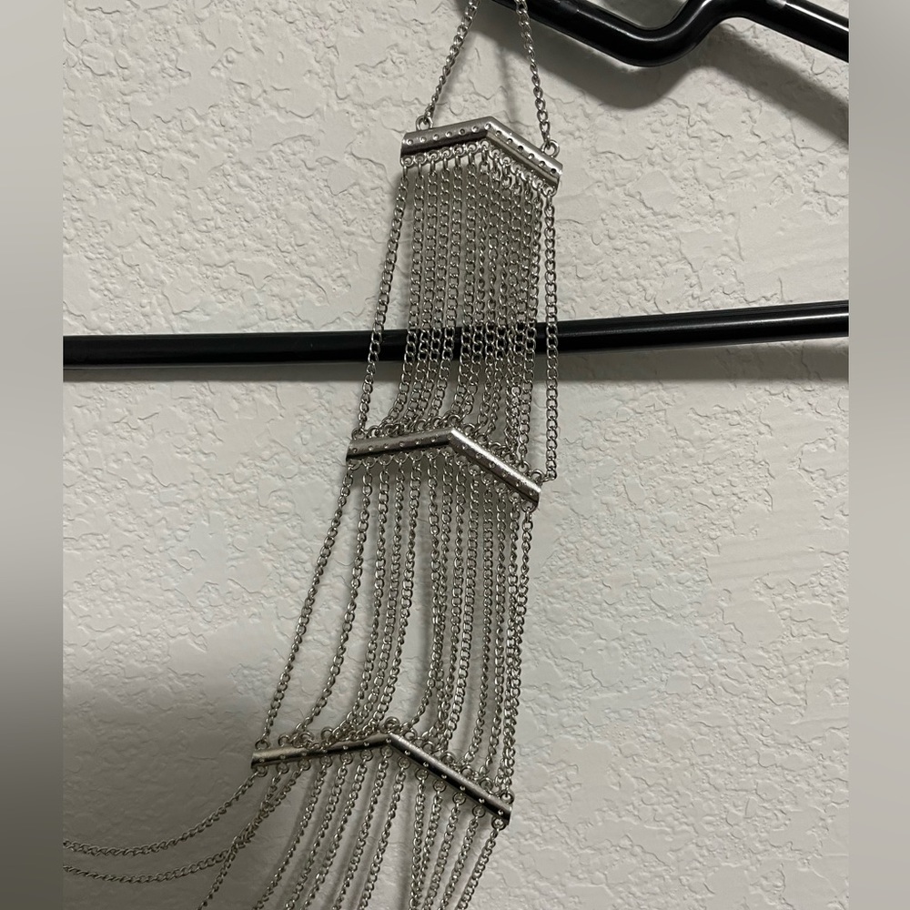 Women’s Long Silver Dangly Necklace - Picture 3 of 6